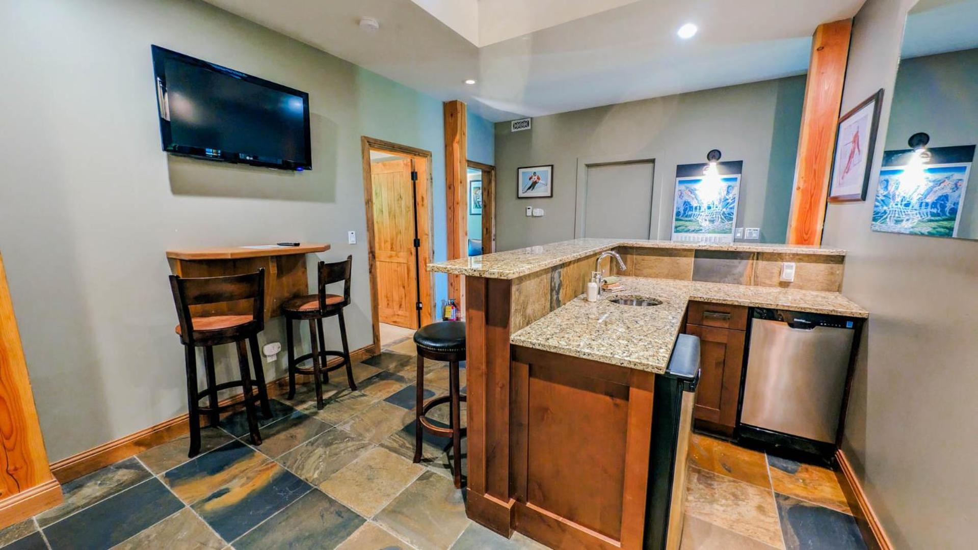 Lush Mountain Accommodations Golden Chambre photo