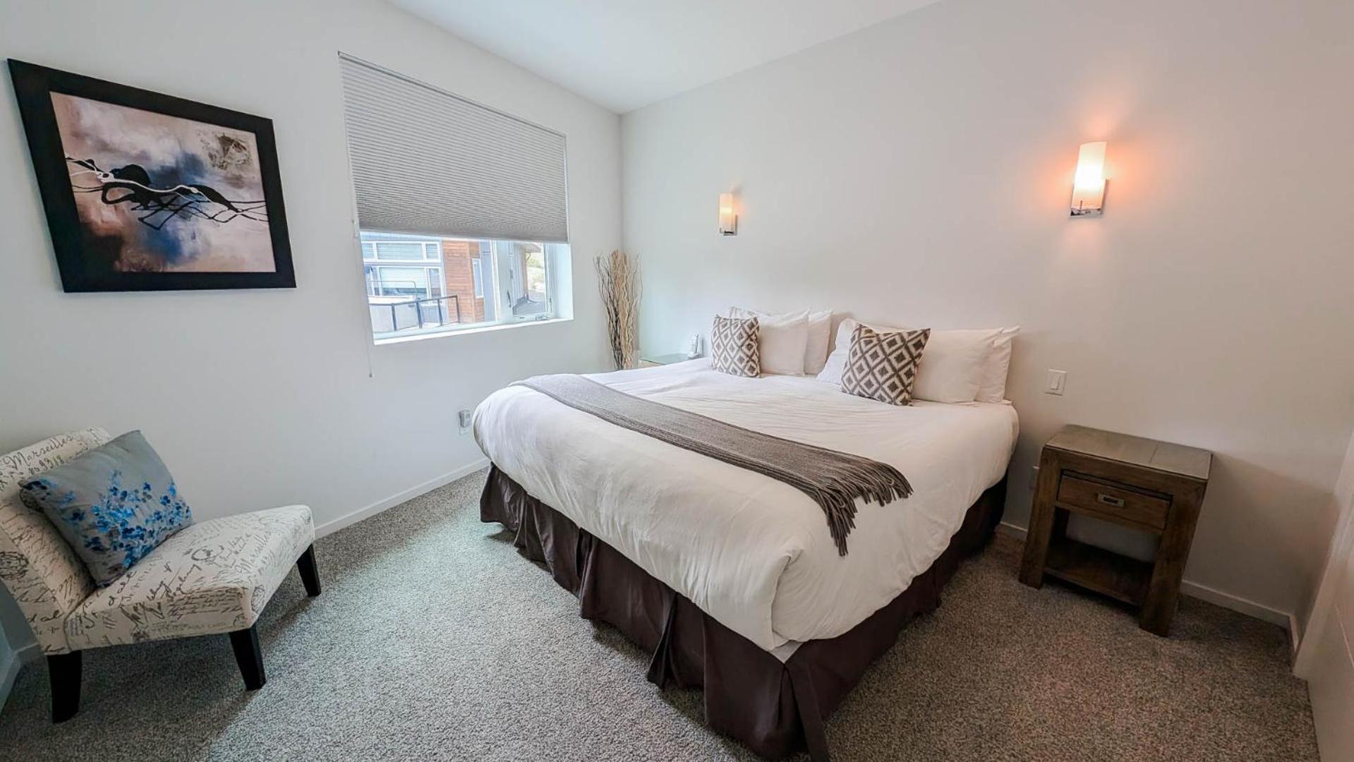 Lush Mountain Accommodations Golden Chambre photo