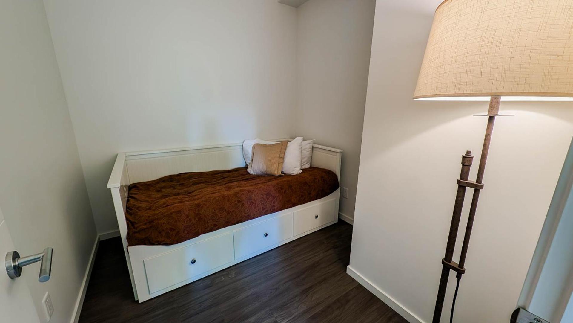Lush Mountain Accommodations Golden Chambre photo
